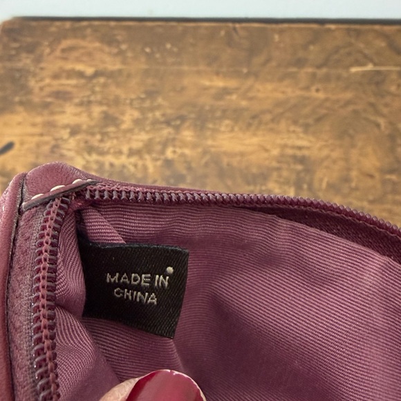 Coach Vintage Leather Wristlet in Burgundy/Merlot - Picture 4 of 11